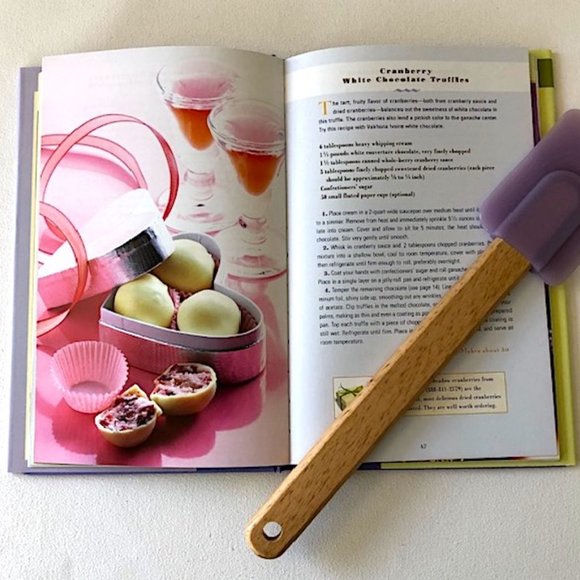 Chocolate Truffle Cookbook & Spatula Gift - Picture 10 of 15